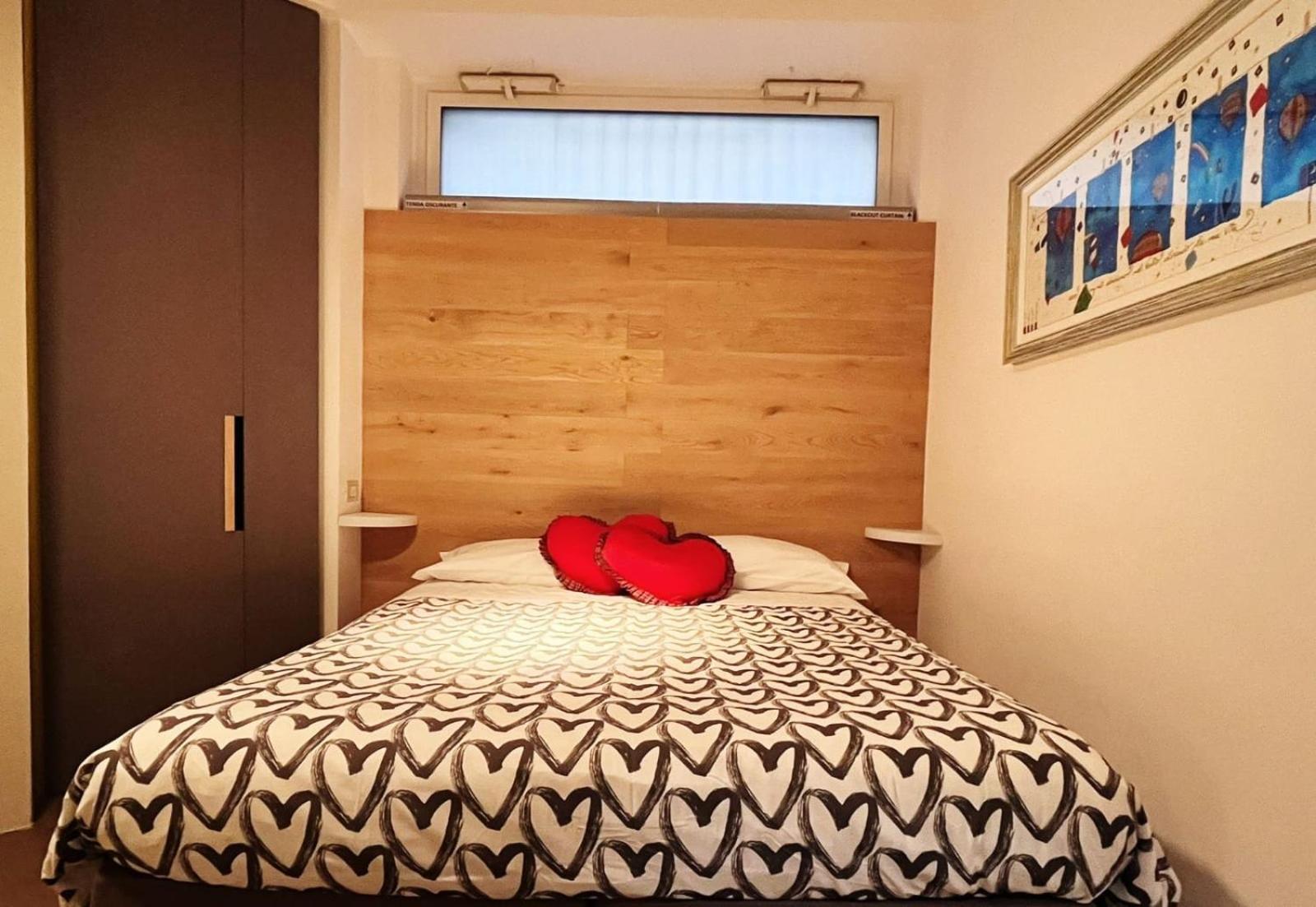 Exclusive Loft Salerno Centro Apartment ภายนอก รูปภาพ